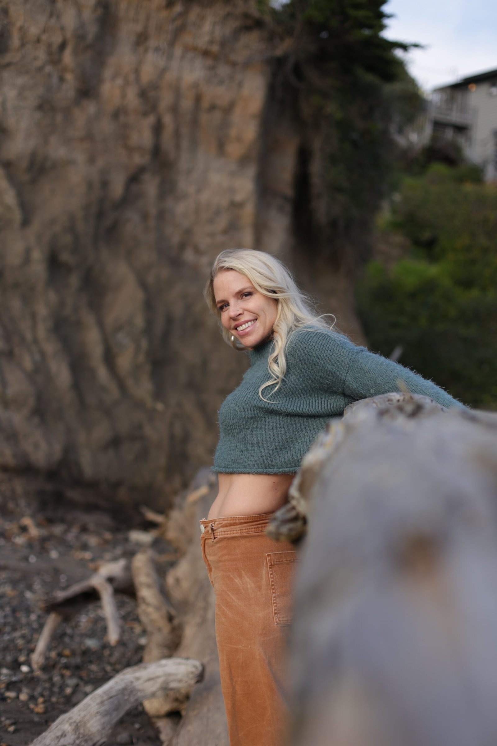 Relationship Coaching by Abigail Bruce: Expert guidance to enhance your relationships and foster personal growth. - Abigail Mind Body Soul